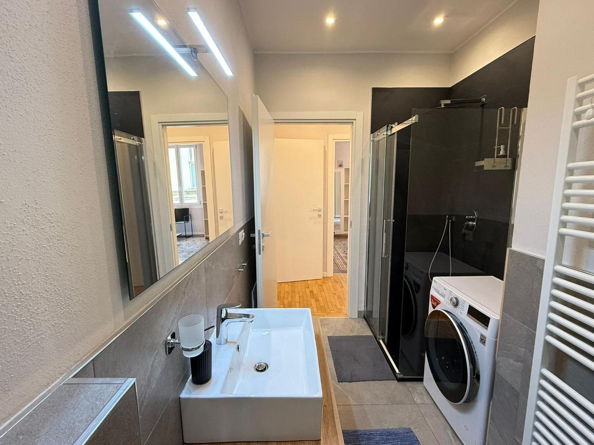 Comoluxhouse- Intero Apartamento Como
